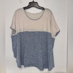Easel Cream & Blue Oversized‎ Colorblock Tee Size Small